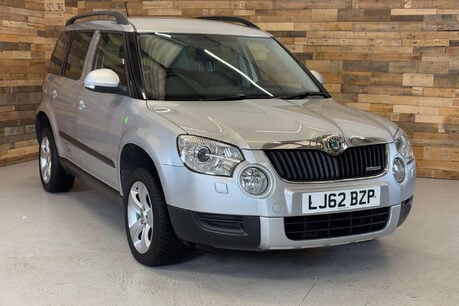 Skoda Yeti 1.6 TDI GreenLine II Elegance SUV 5dr Diesel Manual Euro 5 (s/s) (105 ps) 1