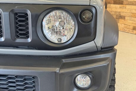 Suzuki Jimny 1.5 SZ5 SUV 3dr Petrol Auto ALLGRIP Euro 6 (101 ps) 6