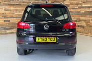 Volkswagen Tiguan 2.0 TDI BlueMotion Tech SE SUV 5dr Diesel DSG 4WD Euro 5 (s/s) (140 ps) 3
