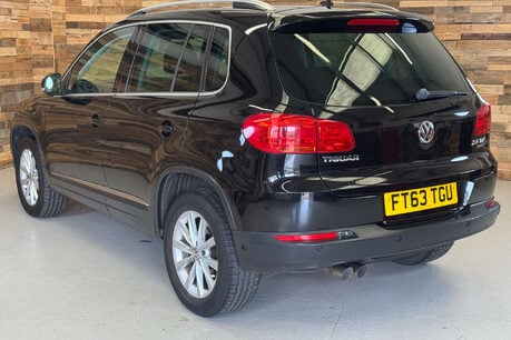 Volkswagen Tiguan 2.0 TDI BlueMotion Tech SE SUV 5dr Diesel DSG 4WD Euro 5 (s/s) (140 ps) 4