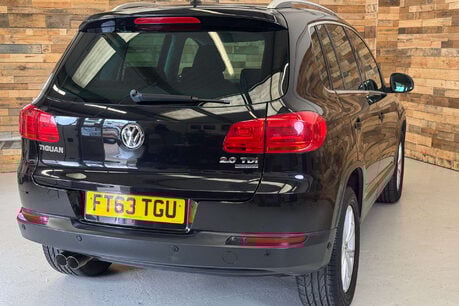 Volkswagen Tiguan 2.0 TDI BlueMotion Tech SE SUV 5dr Diesel DSG 4WD Euro 5 (s/s) (140 ps) 12