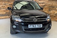 Volkswagen Tiguan 2.0 TDI BlueMotion Tech SE SUV 5dr Diesel DSG 4WD Euro 5 (s/s) (140 ps) 26
