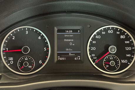 Volkswagen Tiguan 2.0 TDI BlueMotion Tech SE SUV 5dr Diesel DSG 4WD Euro 5 (s/s) (140 ps) 32