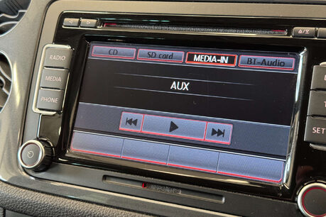 Volkswagen Tiguan 2.0 TDI BlueMotion Tech SE SUV 5dr Diesel DSG 4WD Euro 5 (s/s) (140 ps) 30