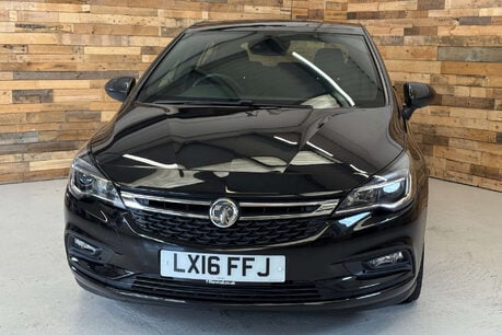 Vauxhall Astra 1.4i Turbo SRi Hatchback 5dr Petrol Manual Euro 6 (150 ps) 44