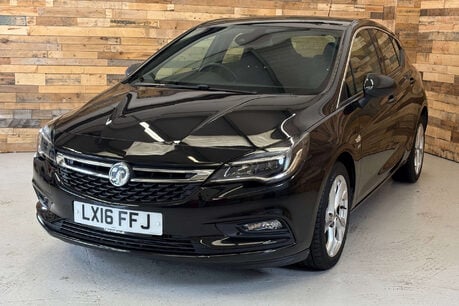 Vauxhall Astra 1.4i Turbo SRi Hatchback 5dr Petrol Manual Euro 6 (150 ps) 46