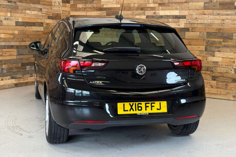 Vauxhall Astra 1.4i Turbo SRi Hatchback 5dr Petrol Manual Euro 6 (150 ps) 65