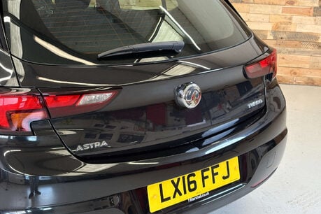 Vauxhall Astra 1.4i Turbo SRi Hatchback 5dr Petrol Manual Euro 6 (150 ps) 67