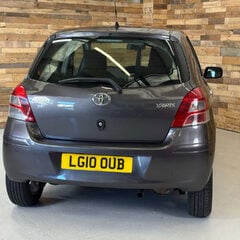 Toyota Yaris 1.33 Dual VVT-i TR Hatchback 5dr Petrol MultiMode Euro 4 (s/s) (101 ps) 4