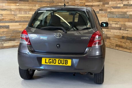 Toyota Yaris 1.33 Dual VVT-i TR Hatchback 5dr Petrol MultiMode Euro 4 (s/s) (101 ps) 6