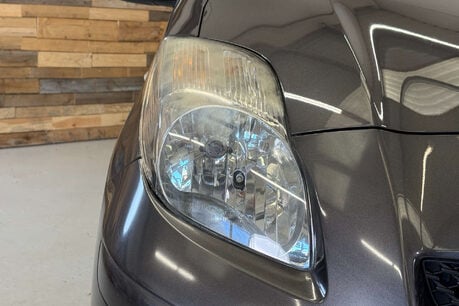 Toyota Yaris 1.33 Dual VVT-i TR Hatchback 5dr Petrol MultiMode Euro 4 (s/s) (101 ps) 14
