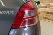 Toyota Yaris 1.33 Dual VVT-i TR Hatchback 5dr Petrol MultiMode Euro 4 (s/s) (101 ps) 17
