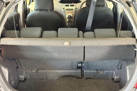Toyota Yaris 1.33 Dual VVT-i TR Hatchback 5dr Petrol MultiMode Euro 4 (s/s) (101 ps) 18