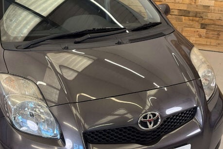 Toyota Yaris 1.33 Dual VVT-i TR Hatchback 5dr Petrol MultiMode Euro 4 (s/s) (101 ps) 23