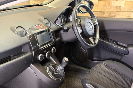 Mazda 2 1.3 Sport Venture Hatchback 5dr Petrol Manual Euro 5 (84 ps) 70