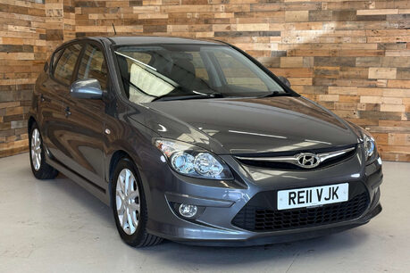 Hyundai i30 1.6 Comfort Hatchback 5dr Petrol Auto Euro 5 (124 bhp) 1