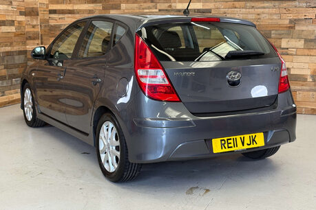 Hyundai i30 1.6 Comfort Hatchback 5dr Petrol Auto Euro 5 (124 bhp) 4