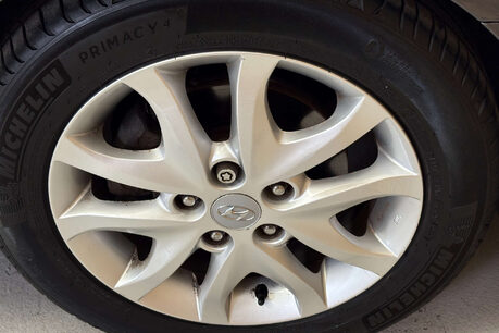 Hyundai i30 1.6 Comfort Hatchback 5dr Petrol Auto Euro 5 (124 bhp) 32