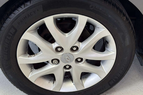 Hyundai i30 1.6 Comfort Hatchback 5dr Petrol Auto Euro 5 (124 bhp) 33
