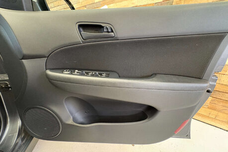 Hyundai i30 1.6 Comfort Hatchback 5dr Petrol Auto Euro 5 (124 bhp) 45