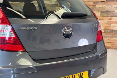 Hyundai i30 1.6 Comfort Hatchback 5dr Petrol Auto Euro 5 (124 bhp) 55