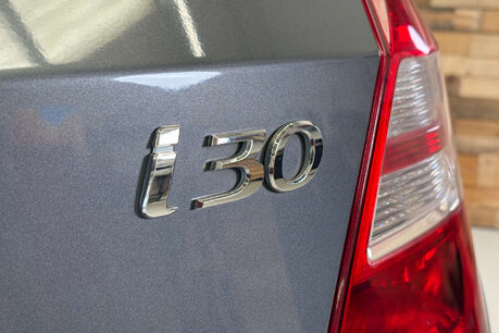 Hyundai i30 1.6 Comfort Hatchback 5dr Petrol Auto Euro 5 (124 bhp) 61