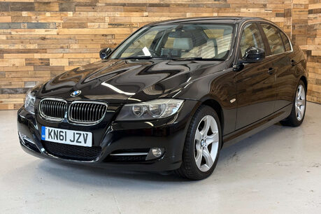 BMW 3 Series 2.0 318i Exclusive Edition Saloon 4dr Petrol Manual Euro 5 (s/s) (143 ps) 2