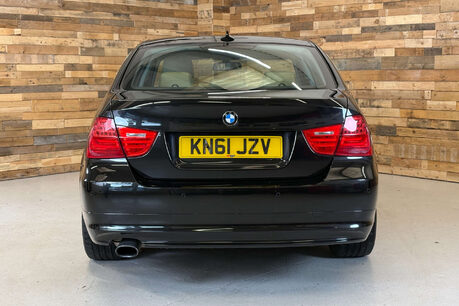 BMW 3 Series 2.0 318i Exclusive Edition Saloon 4dr Petrol Manual Euro 5 (s/s) (143 ps) 3