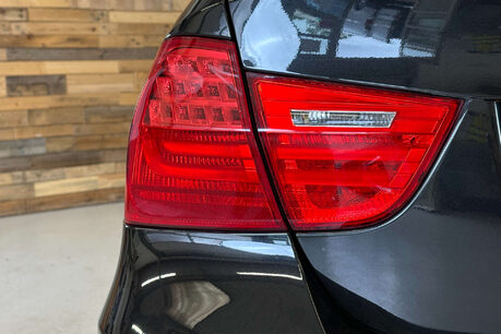BMW 3 Series 2.0 318i Exclusive Edition Saloon 4dr Petrol Manual Euro 5 (s/s) (143 ps) 15