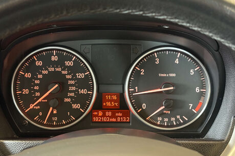 BMW 3 Series 2.0 318i Exclusive Edition Saloon 4dr Petrol Manual Euro 5 (s/s) (143 ps) 47