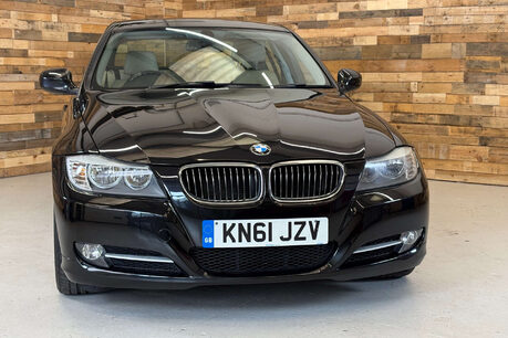 BMW 3 Series 2.0 318i Exclusive Edition Saloon 4dr Petrol Manual Euro 5 (s/s) (143 ps) 60