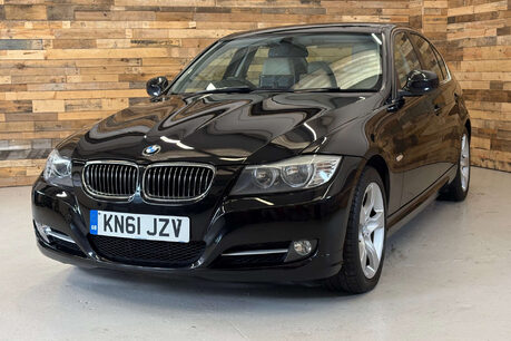 BMW 3 Series 2.0 318i Exclusive Edition Saloon 4dr Petrol Manual Euro 5 (s/s) (143 ps) 72