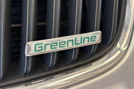 Skoda Yeti 1.6 TDI GreenLine II SE SUV 5dr Diesel Manual Euro 5 (s/s) (105 ps) 17