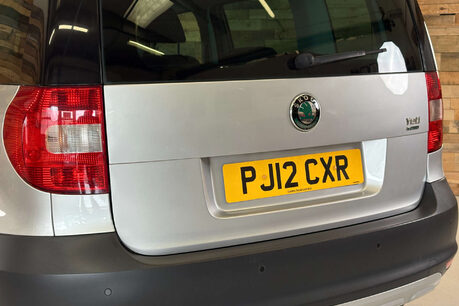 Skoda Yeti 1.6 TDI GreenLine II SE SUV 5dr Diesel Manual Euro 5 (s/s) (105 ps) 64