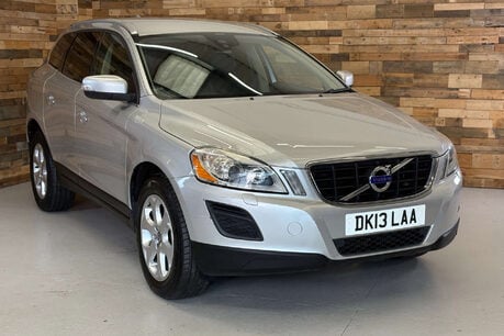 Volvo XC60 2.4 D4 SE Lux SUV 5dr Diesel Geartronic AWD Euro 5 (163 ps) 64