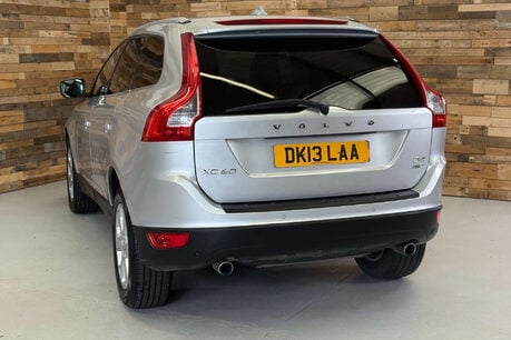 Volvo XC60 2.4 D4 SE Lux SUV 5dr Diesel Geartronic AWD Euro 5 (163 ps) 4