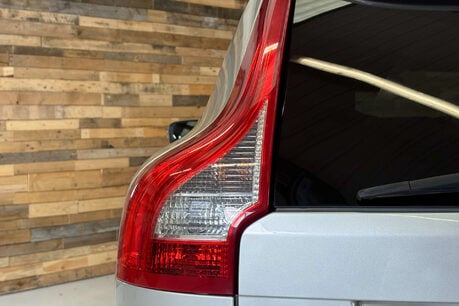 Volvo XC60 2.4 D4 SE Lux SUV 5dr Diesel Geartronic AWD Euro 5 (163 ps) 49