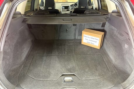 Volvo XC60 2.4 D4 SE Lux SUV 5dr Diesel Geartronic AWD Euro 5 (163 ps) 12
