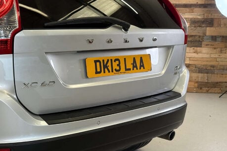 Volvo XC60 2.4 D4 SE Lux SUV 5dr Diesel Geartronic AWD Euro 5 (163 ps) 60
