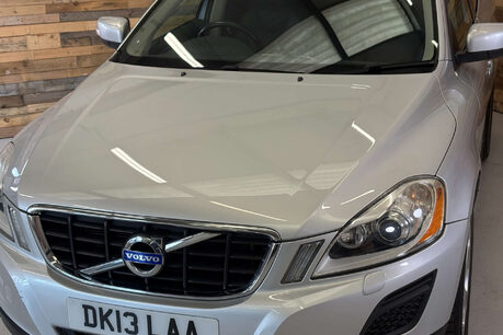 Volvo XC60 2.4 D4 SE Lux SUV 5dr Diesel Geartronic AWD Euro 5 (163 ps) 75