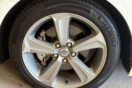 Volvo V40 1.6 T4 SE Hatchback 5dr Petrol Powershift Euro 5 (s/s) (180 ps) 26