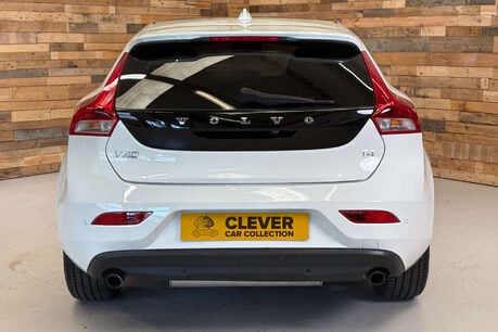 Volvo V40 1.6 T4 SE Hatchback 5dr Petrol Powershift Euro 5 (s/s) (180 ps) 2