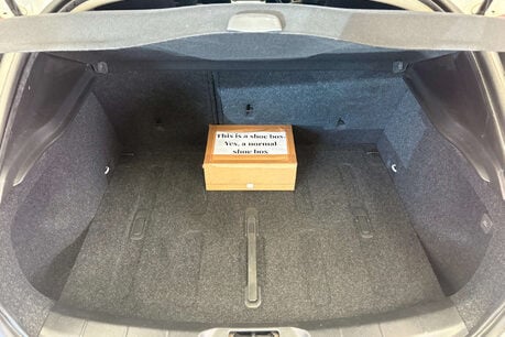 Volvo V40 1.6 T4 SE Hatchback 5dr Petrol Powershift Euro 5 (s/s) (180 ps) 62