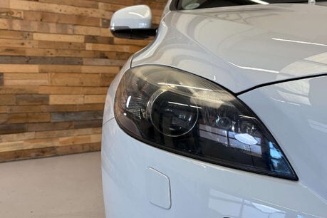 Volvo V40 1.6 T4 SE Hatchback 5dr Petrol Powershift Euro 5 (s/s) (180 ps) 28