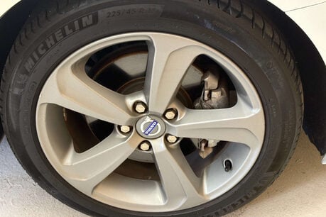 Volvo V40 1.6 T4 SE Hatchback 5dr Petrol Powershift Euro 5 (s/s) (180 ps) 34