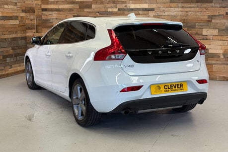 Volvo V40 1.6 T4 SE Hatchback 5dr Petrol Powershift Euro 5 (s/s) (180 ps) 22