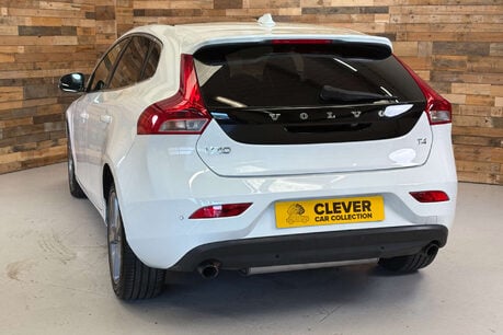 Volvo V40 1.6 T4 SE Hatchback 5dr Petrol Powershift Euro 5 (s/s) (180 ps) 16