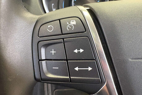 Volvo V40 1.6 T4 SE Hatchback 5dr Petrol Powershift Euro 5 (s/s) (180 ps) 36