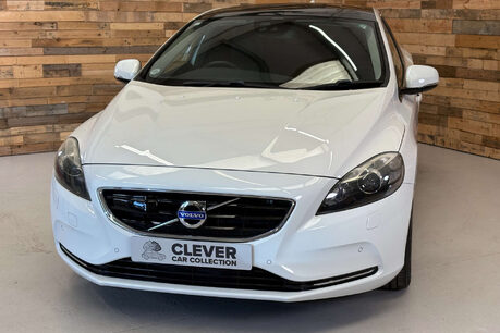 Volvo V40 1.6 T4 SE Hatchback 5dr Petrol Powershift Euro 5 (s/s) (180 ps) 3