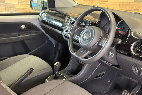 Volkswagen Up 1.0 Move up! Hatchback 3dr Petrol ASG Euro 5 (60 ps) 43